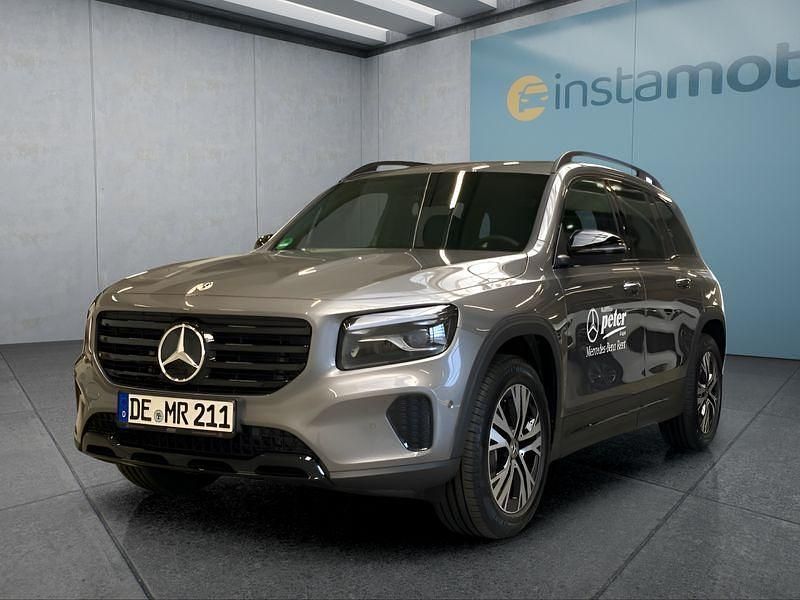 Grau Gebraucht 2025 Mercedes GLB220 SUV | 54.099 € (Teuer) - Bild 1/4