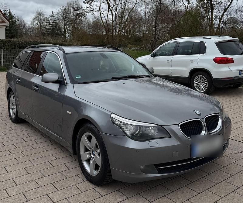 Gebraucht BMW 520 150 PS (110 kW) 2007 Grau Kombi