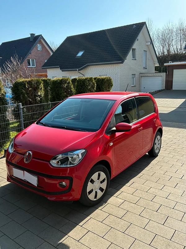 Second-hand VW up! 60 CP (44 kW) 2015 Roșu Hatchback