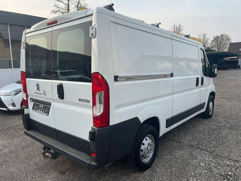 Gebraucht Peugeot Boxer 131 PS (96 kW) 2016 Weiß Van