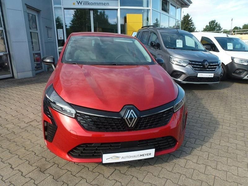 Novo Renault Clio V Evolution 101 HP (74 kW) 2025 Vermelho Sedan