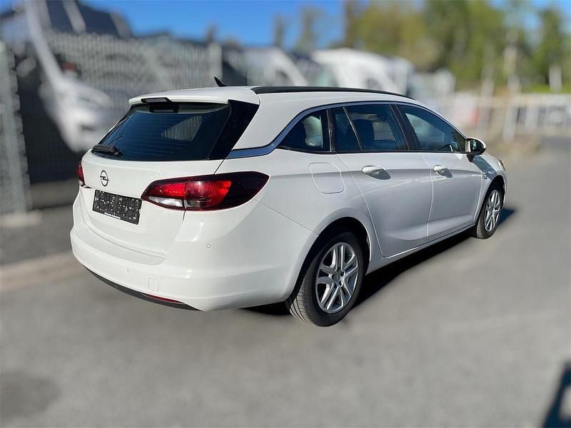 Gebraucht Opel Astra Edition 110 PS (80 kW) 2018 Weiß Kombi