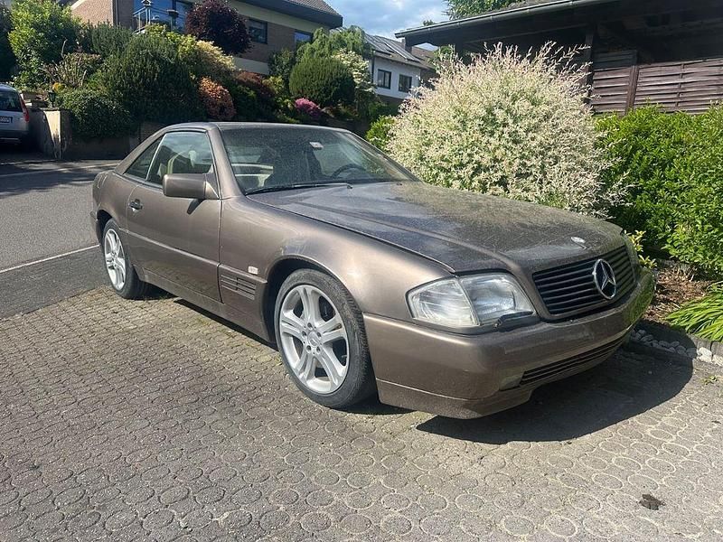 Braun Gebraucht 1992 Mercedes SL500 Cabrio | 11.000 € - Bild 1/4