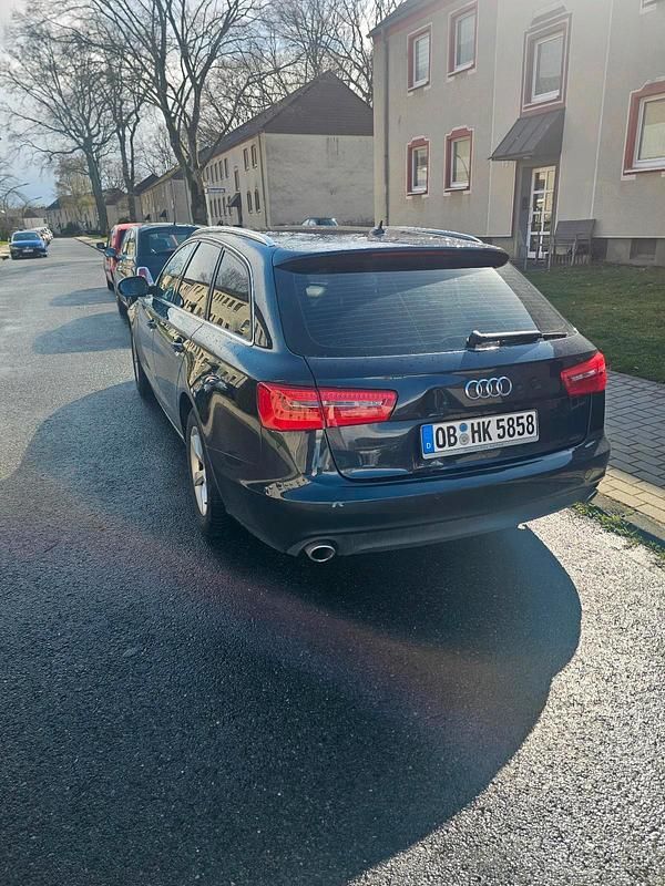 Gebraucht Audi A6 204 PS (150 kW) 2013 Blau Kombi