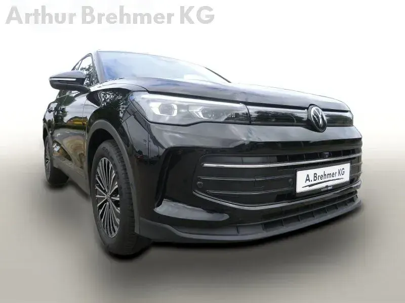 Gebraucht VW Tiguan Goal 150 PS (110 kW) 2025 Grenadillschwarz metallic SUV