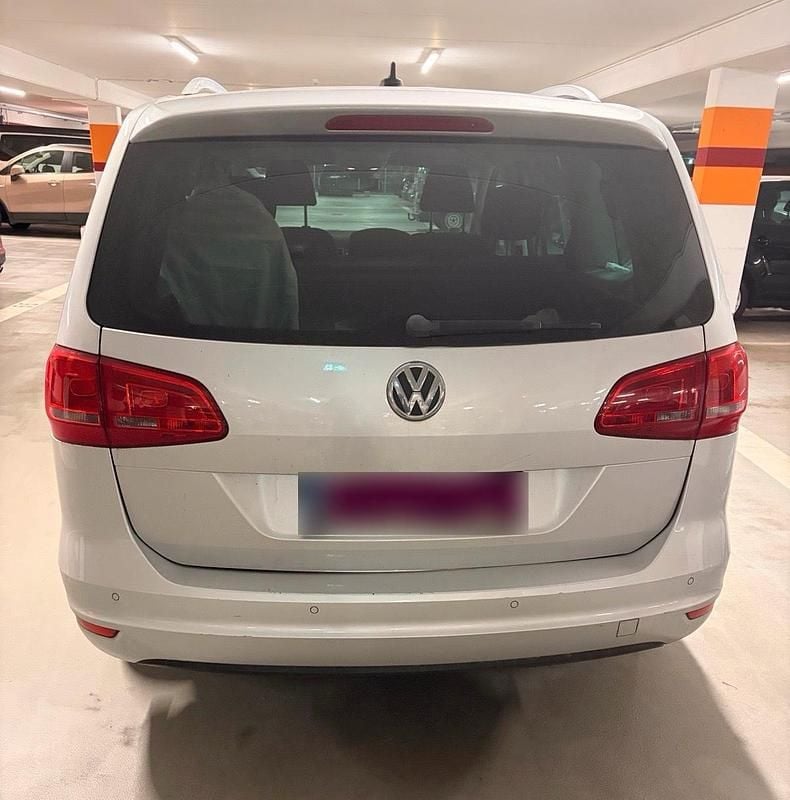 Gebraucht VW Sharan 140 PS (102 kW) 2012 Silber Van / Kleinbus