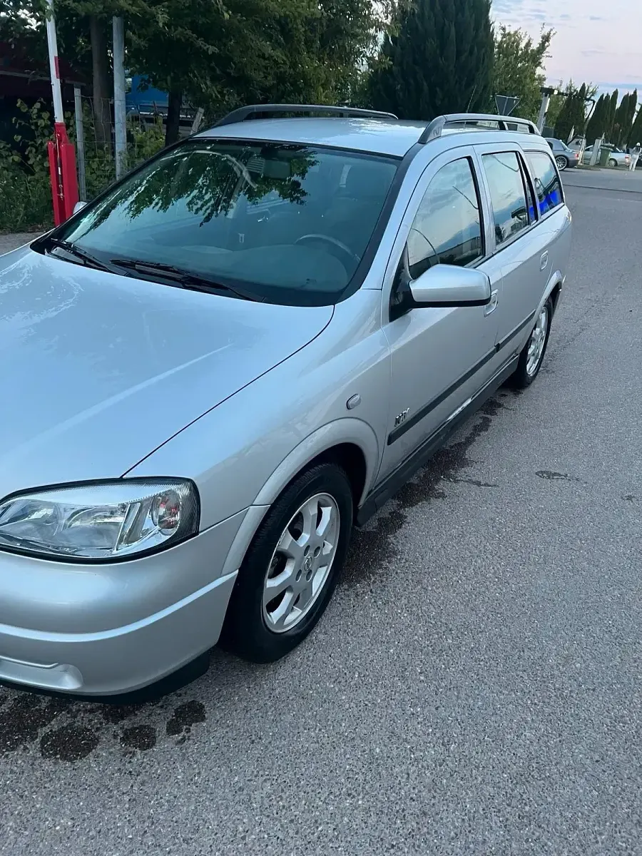 Używany Opel Astra 101 KM (74 kW) 2003 Srebrny Kombi
