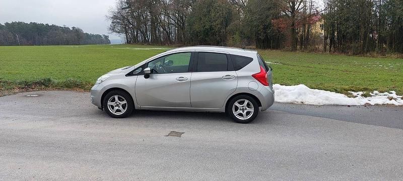 Silber Gebraucht 2015 Nissan Note Acenta+ Limousine | 3.999 € (Guter Preis) - Bild 1/4