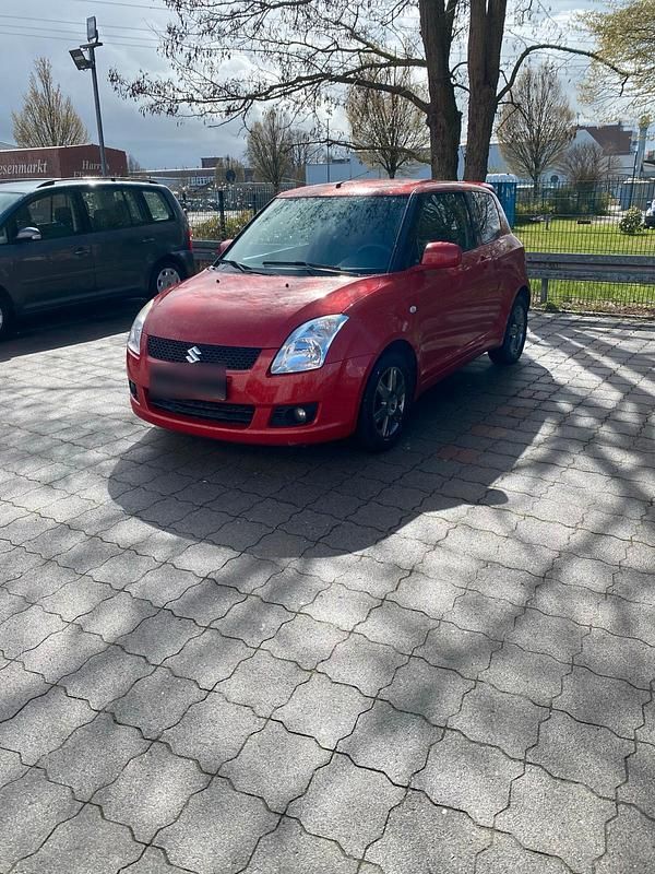 Gebraucht Suzuki Swift 93 PS (68 kW) 2009 Rot Kleinwagen