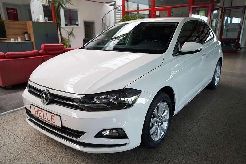 Pure white (metallic) Gebraucht 2018 VW Polo Highline Kleinwagen | 16.990 € (Etwas zu teuer) - Bild 1/4