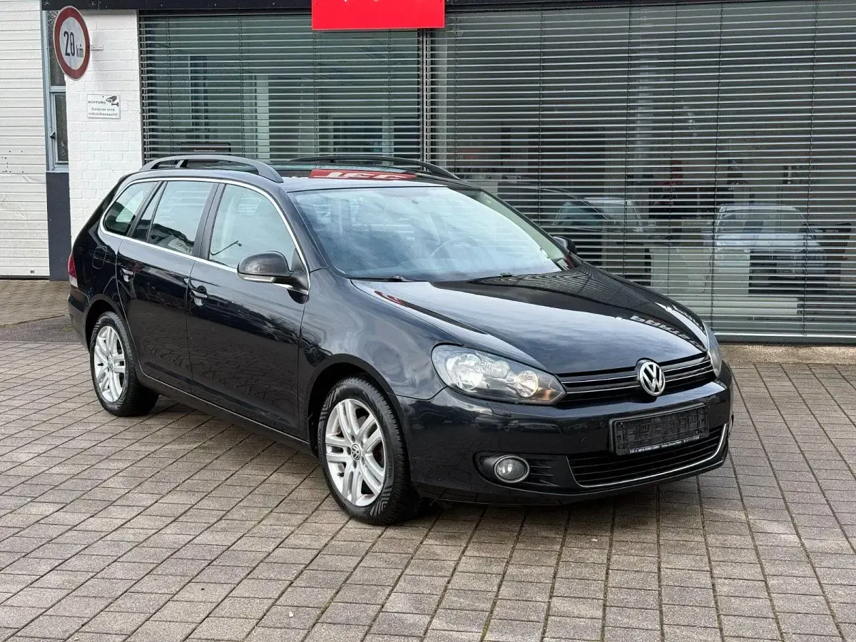 Gebraucht VW Golf VII Highline 122 PS (89 kW) 2012 Schwarz Kombi
