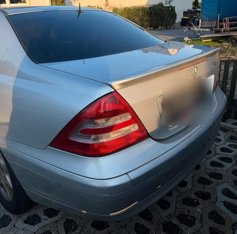 Gebraucht Mercedes C200 122 PS (89 kW) 2003 Grau Limousine