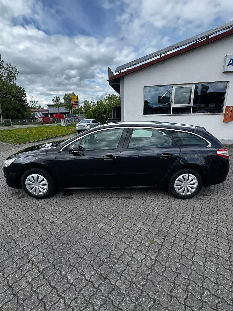 Gebraucht Peugeot 508 SW Active 140 PS (102 kW) 2011 Schwarz Kombi