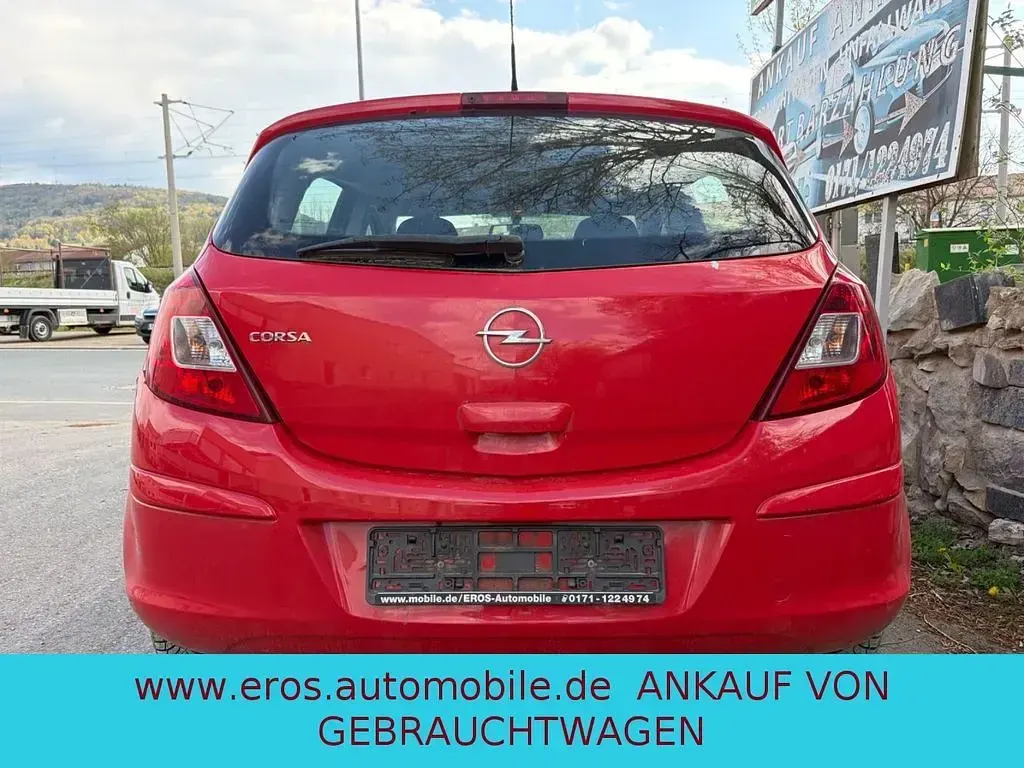 Gebraucht Opel Corsa Selection 80 PS (58 kW) 2009 Rot Kleinwagen
