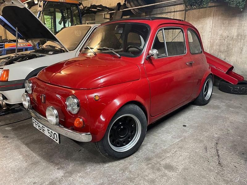 Rot Gebraucht 1972 Fiat 500L Van / Kleinbus | 13.500 € - Bild 1/4
