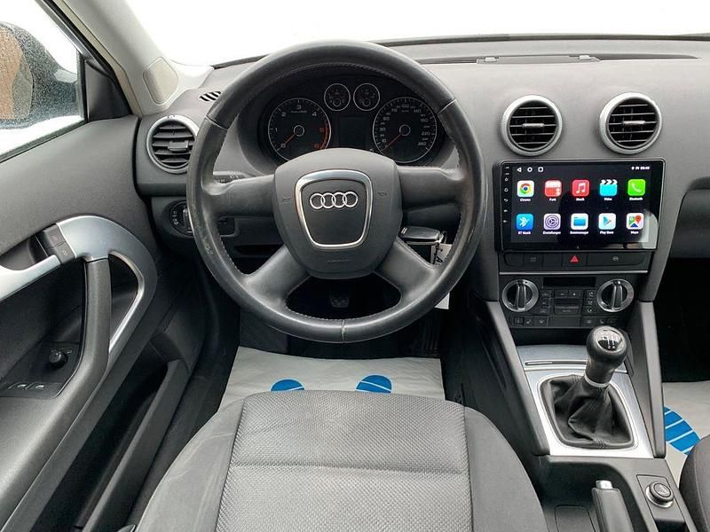 Gebraucht Audi A3 Attraction 105 PS (77 kW) 2009 Schwarz Limousine