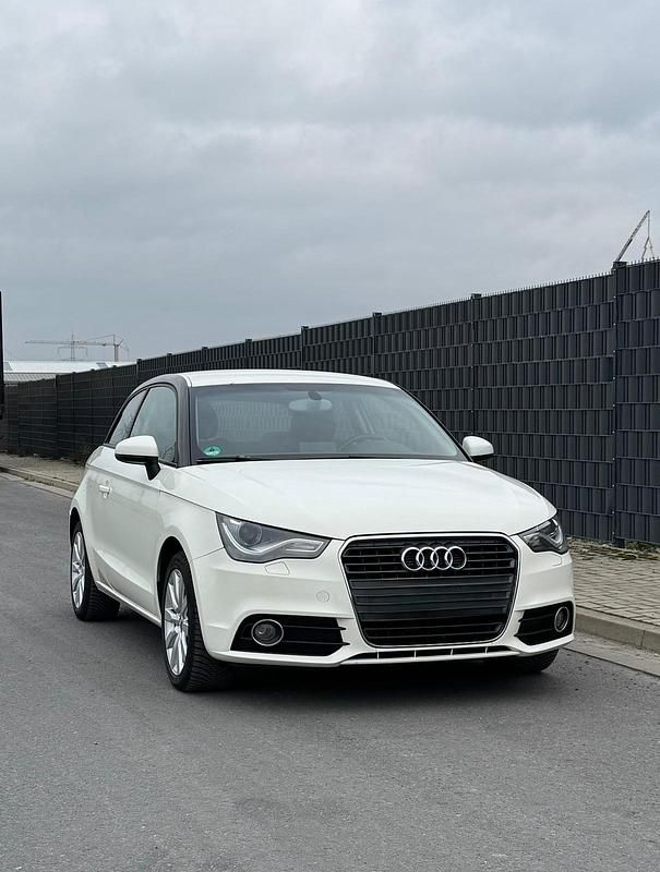 Gebraucht Audi A1 122 PS (89 kW) 2013 Weiß Kleinwagen