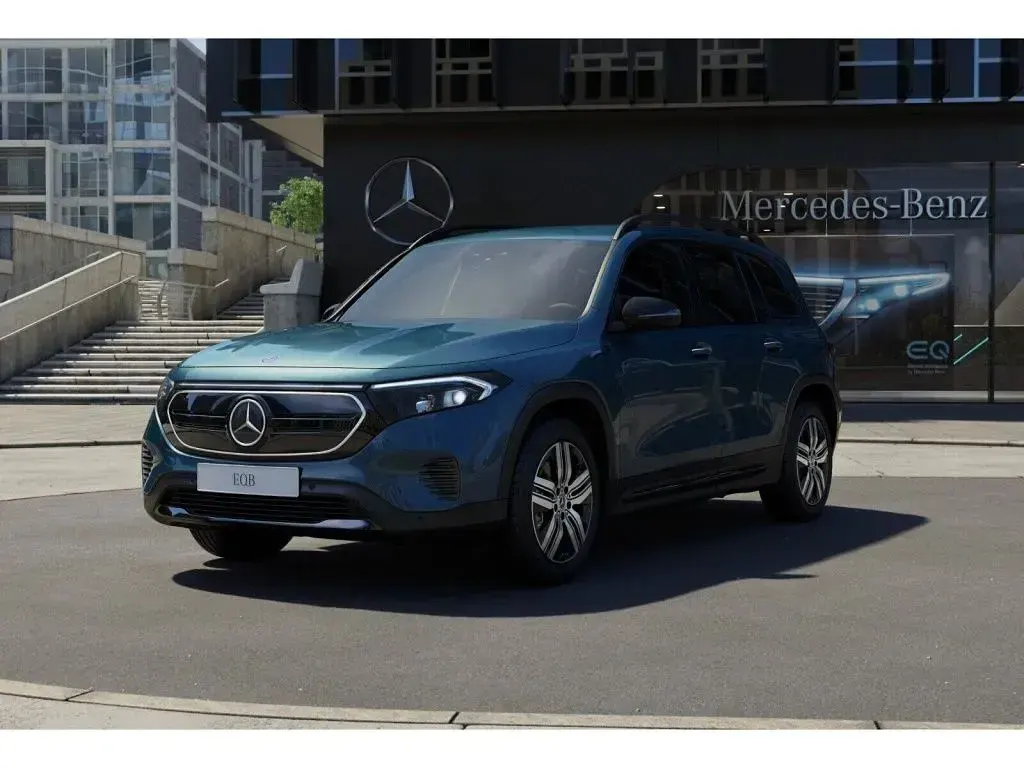 Gebraucht Mercedes EQB250 Progressive 139 kW (190 PS) 2022 Blau SUV