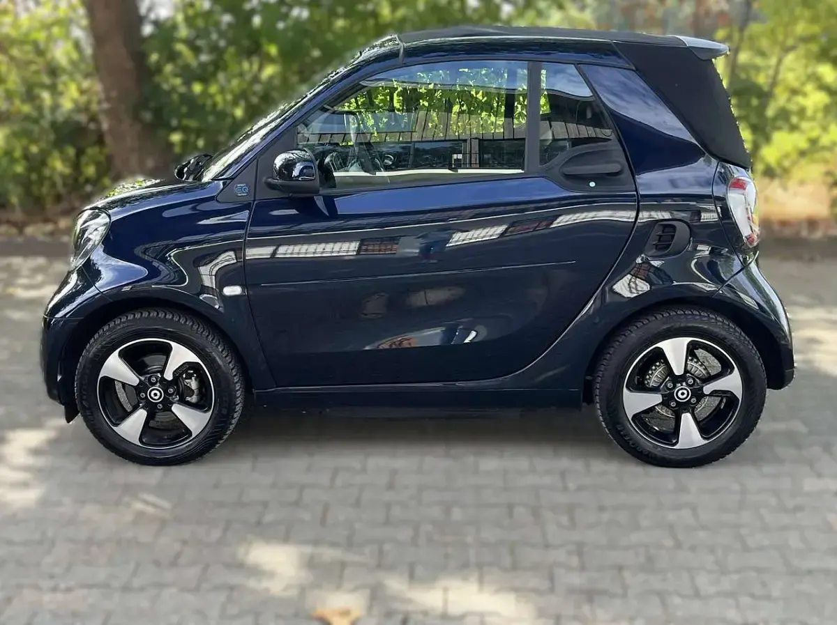 Gebraucht Smart ForTwo Electric Drive Passion 60 kW (82 PS) 2023 Blau Cabrio