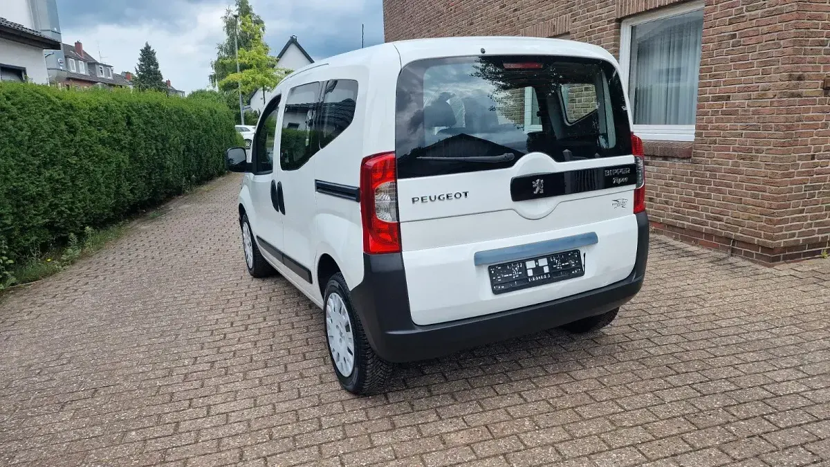 Gebraucht Peugeot Bipper Active 75 PS (55 kW) 2014 Lack weiss banquise/deckende Van / Kleinbus