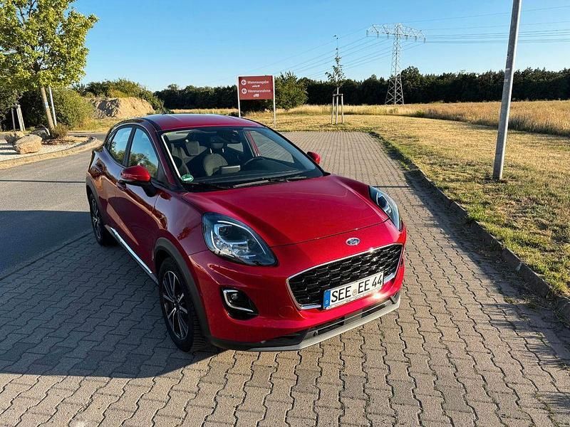 Rot Gebraucht 2021 Ford Puma Titanium SUV | 17.000 € (Superpreis) - Bild 1/4