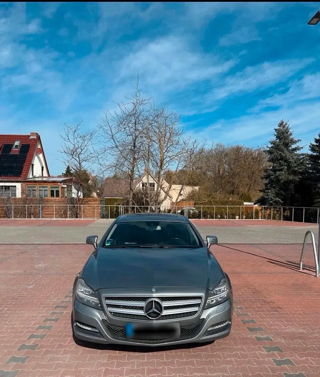 Używany Mercedes CLS350 265 KM (194 kW) 2013 Srebrny Kombi
