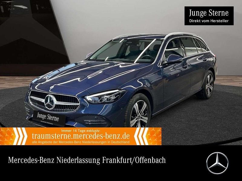 Blau Gebraucht 2023 Mercedes C300e Avantgarde Limousine | 35.490 € - Bild 1/3