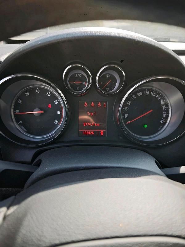 Gebraucht Opel Astra 179 PS (131 kW) 2010 Grau Kombi