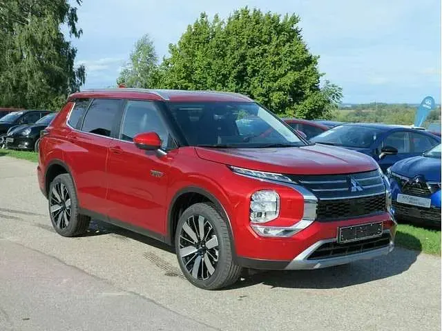Gebraucht Mitsubishi Outlander P-HEV Edition 306 PS (225 kW) 2025 Dynamik rot SUV