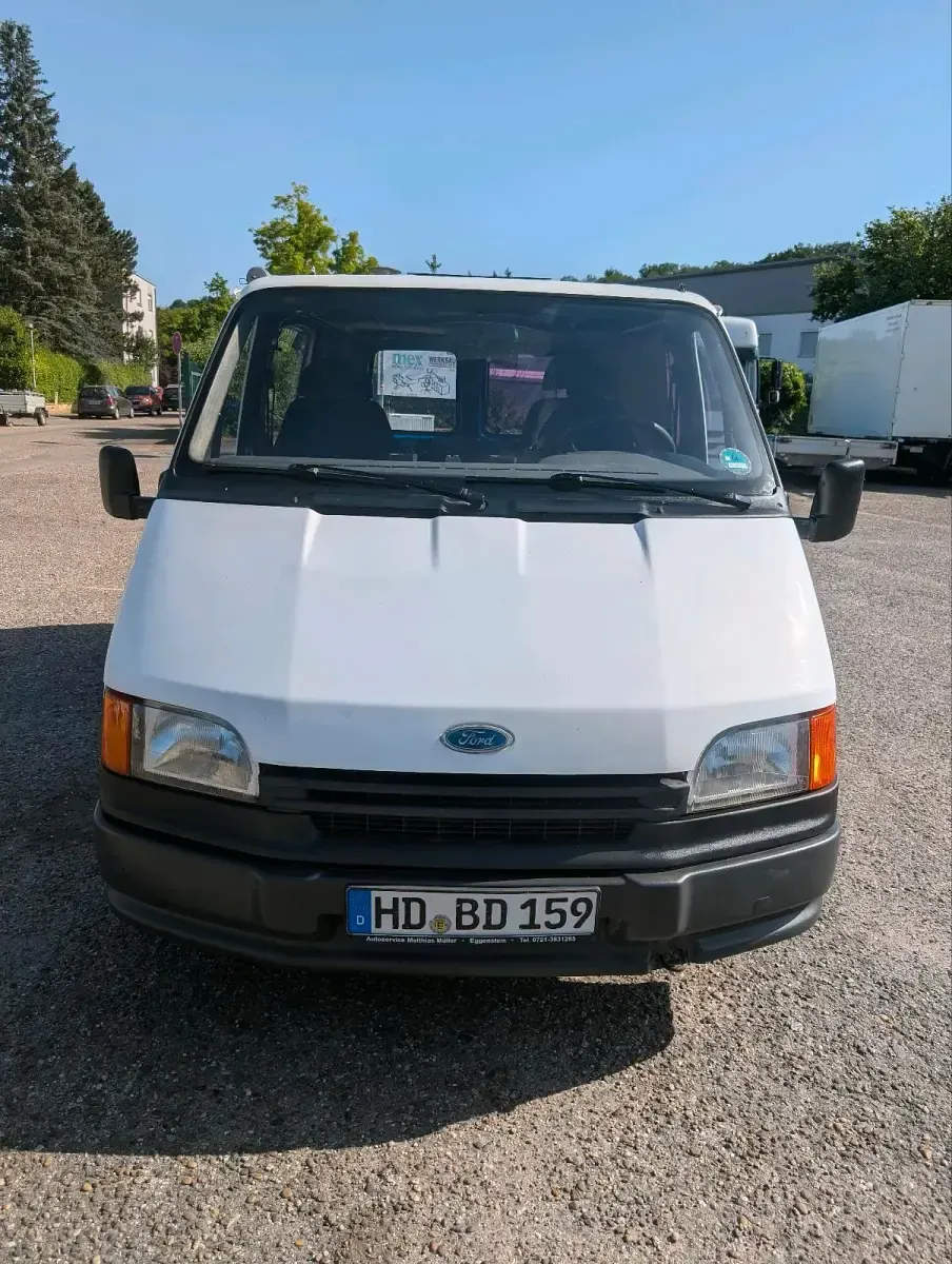 Gebraucht Ford Transit S 98 PS (72 kW) 1991 Weiß Van