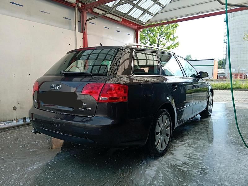 Gebraucht Audi A4 140 PS (102 kW) 2007 Schwarz Kombi