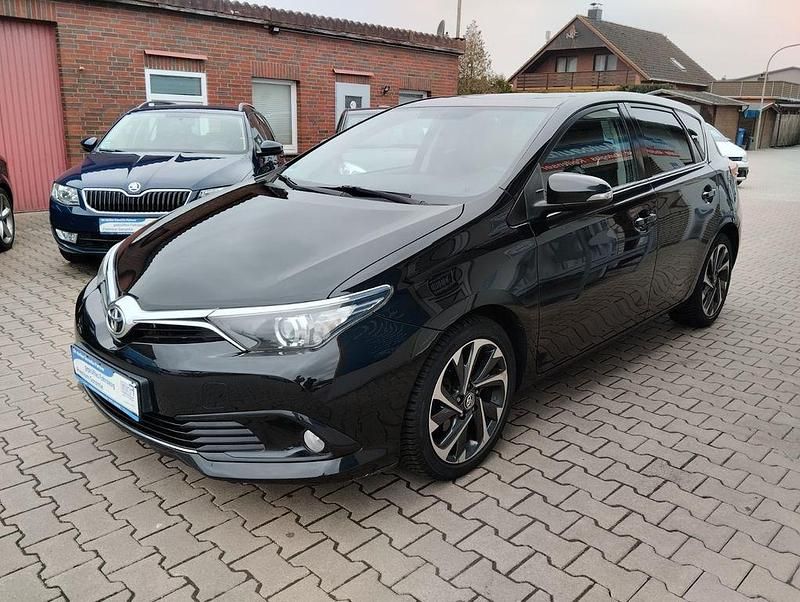 Gebraucht Toyota Auris Design 111 PS (81 kW) 2015 Schwarz Limousine