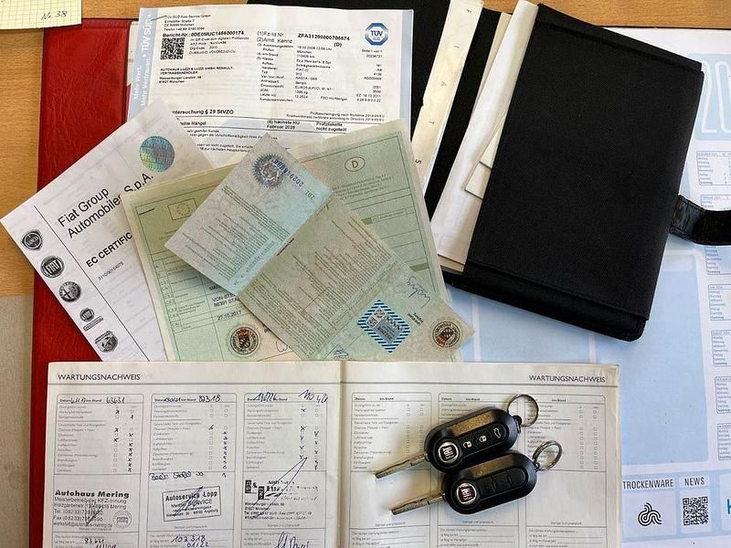 Gebraucht Fiat 500 86 PS (63 kW) 2011 Blau Cabrio