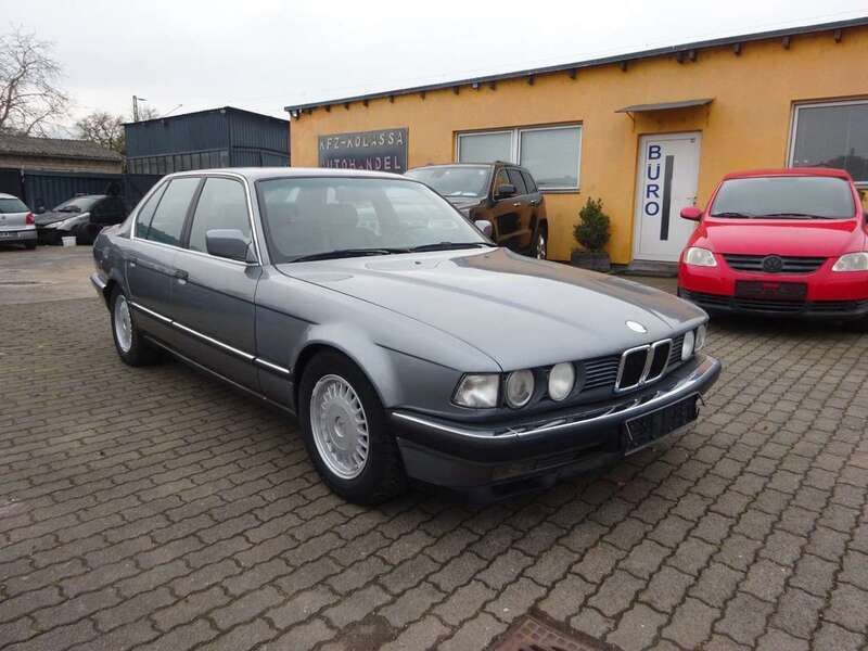 Grau Gebraucht 1991 BMW 730 Limousine | 6.650 € - Bild 1/4