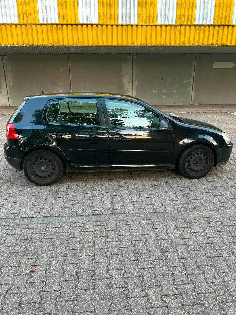 Gebraucht VW Golf V 140 PS (102 kW) 2004 Schwarz Kleinwagen