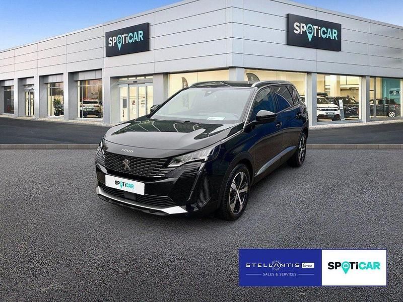 Schwarz Gebraucht 2023 Peugeot 5008 Allure Van / Kleinbus | 28.475 € (Guter Preis) - Bild 1/4