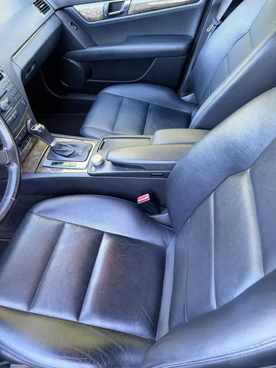 Gebraucht Mercedes C320 224 PS (164 kW) 2008 Grau Kombi