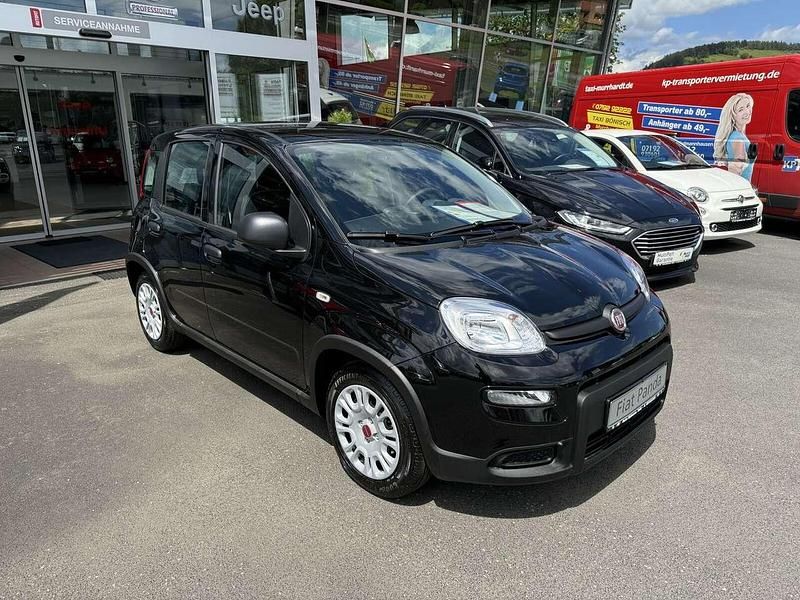 Gebraucht Fiat Panda 69 PS (50 kW) 2024 601 cinema schwarz Kleinwagen