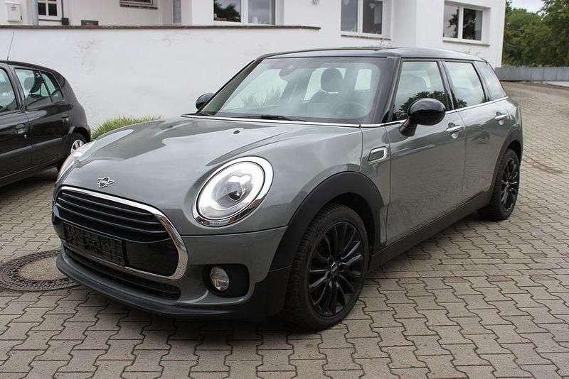 Moonwalk grey metallic Gebraucht 2018 Mini Cooper Clubman Kombi | 12.950 € (Fairer Preis) - Bild 1/3