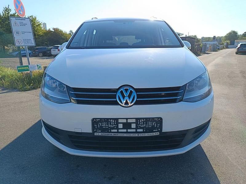 Gebraucht VW Sharan Trendline 140 PS (102 kW) 2012 Candyweiß Van / Kleinbus