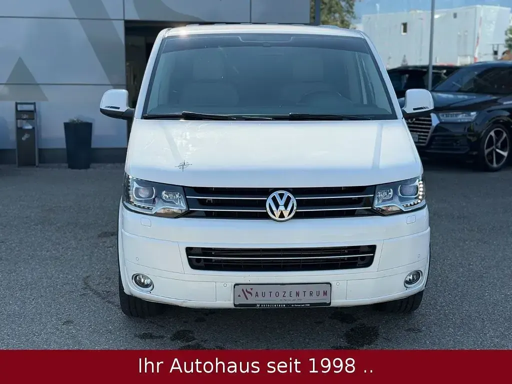 Gebraucht VW Multivan 179 PS (131 kW) 2015 Weiß Van / Kleinbus