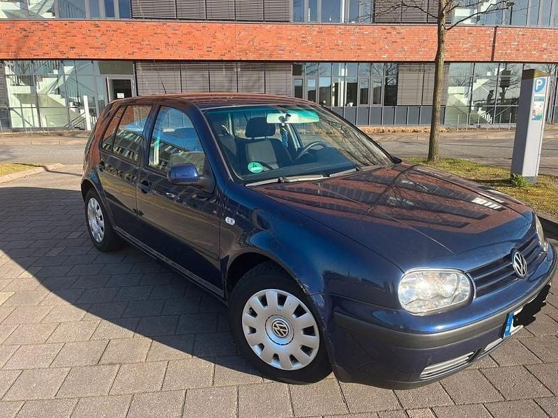 Gebraucht VW Golf IV S 75 PS (55 kW) 2003 Blau Limousine