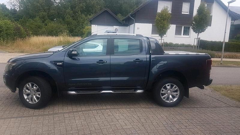 Gebraucht Ford Ranger 200 PS (147 kW) 2016 Grau Pickup