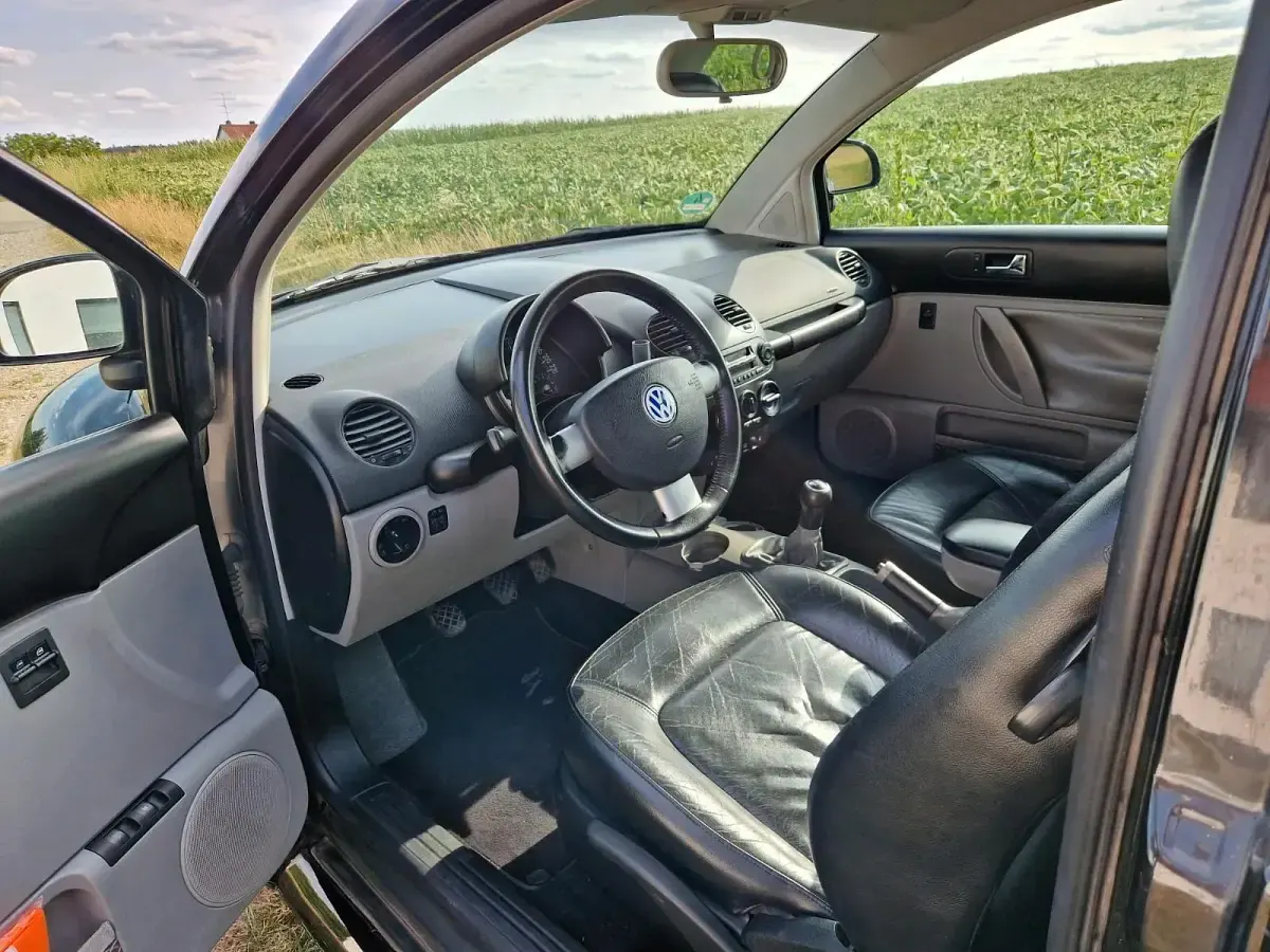 Gebraucht VW New Beetle Highline 116 PS (85 kW) 2000 Schwarz Kleinwagen