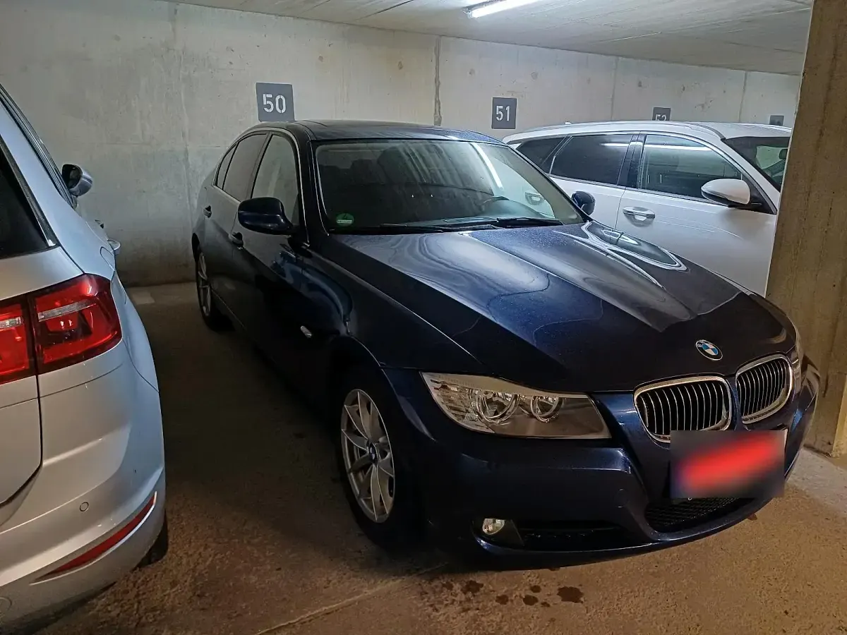 Używany BMW 325 218 KM (160 kW) 2010 Niebieski Sedan/Limuzyna