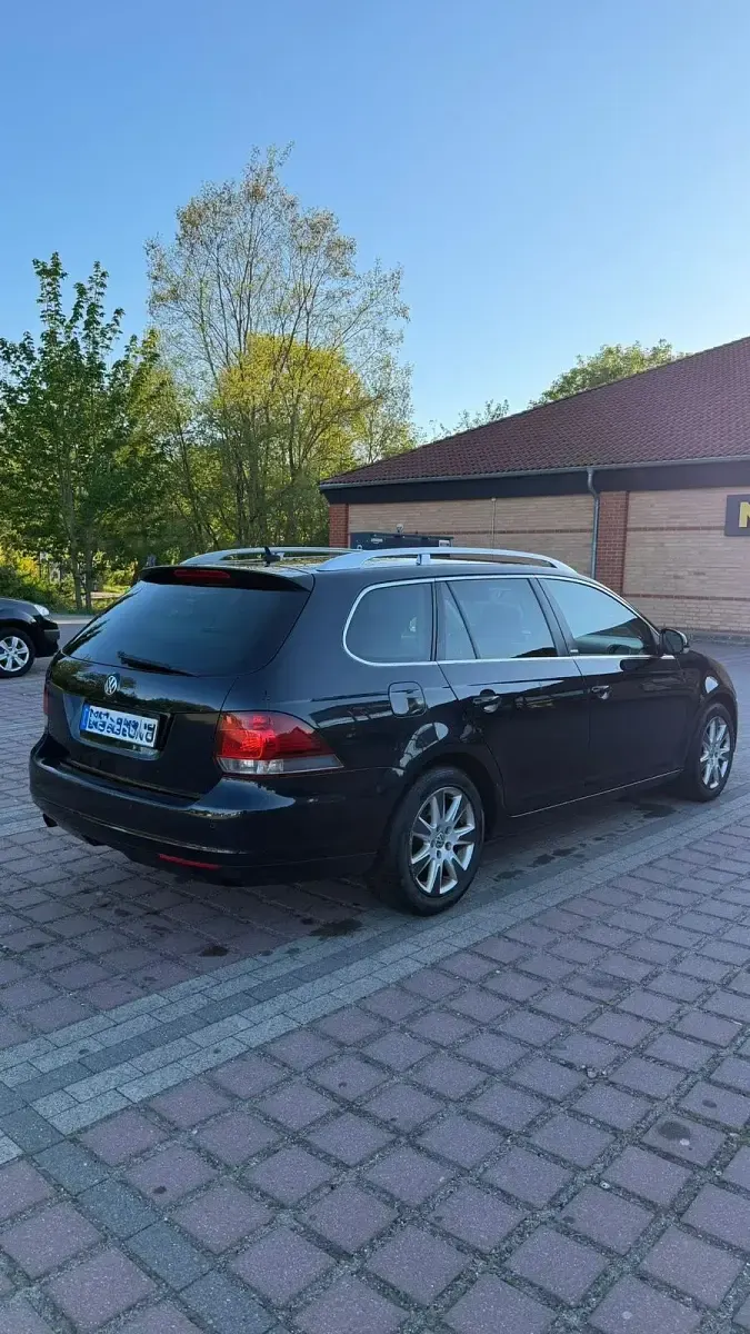 Gebraucht VW Golf VI Style 105 PS (77 kW) 2011 Blau Kleinwagen