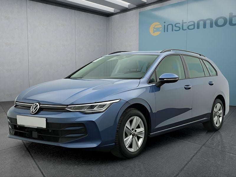 Blau Gebraucht 2024 VW Golf VIII Kombi | 23.249 € (Fairer Preis) - Bild 1/4