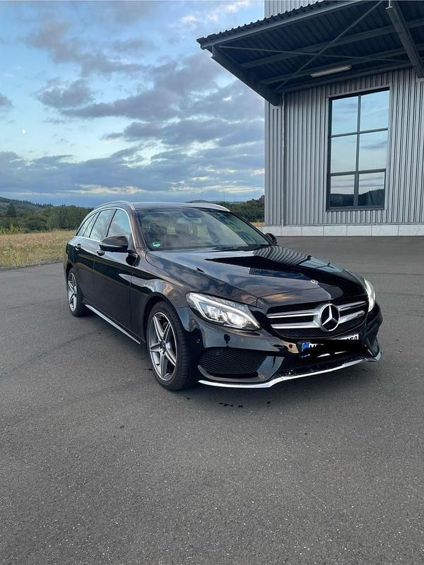 Gebraucht Mercedes C220 AMG line 170 PS (125 kW) 2017 Schwarz Kombi