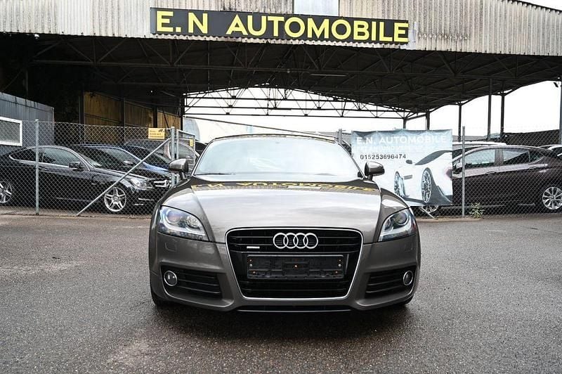 Grau Gebraucht 2012 Audi TT Roadster Ambiente Cabrio | 15.700 € (Fairer Preis) - Bild 1/4