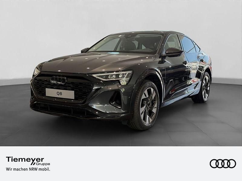 Manhattangrau metallic Neu 2025 Audi Q8 e-tron Ambiente SUV | 73.670 € (Teuer) - Bild 1/4